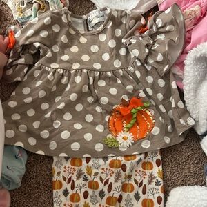 Rare Editions Brown and Orange Seasonal Matching Set